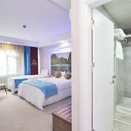 Dream Hotel