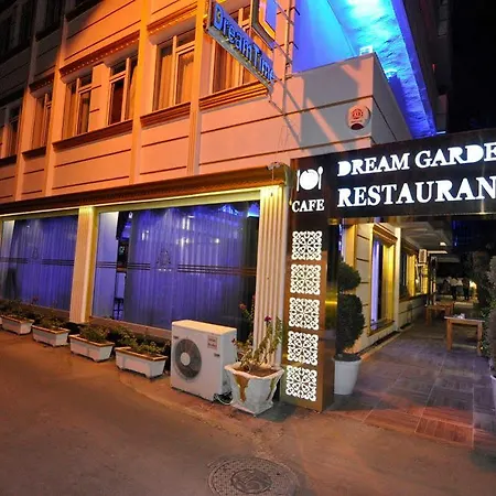 Dream Hotel 2*