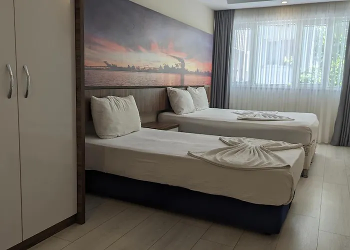 Dream Hotel 2*